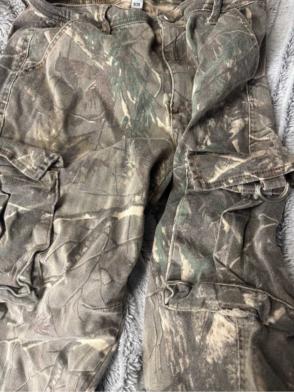 Straight Leg Women's Jeans in Camouflage Green - Unbranded